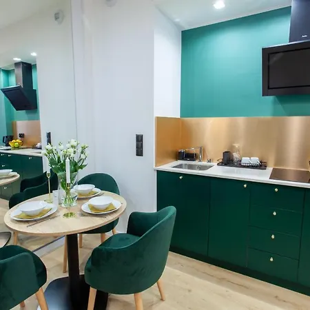 아파트호텔 Square 3*