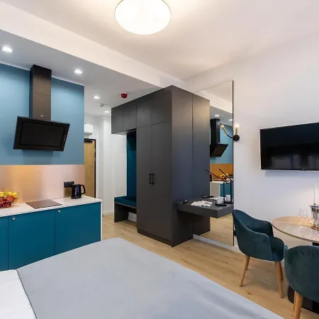 Square アパートホテル