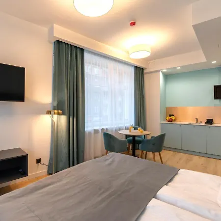 Aparthotel Square *