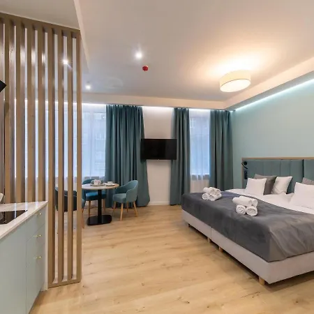 Aparthotel Square *