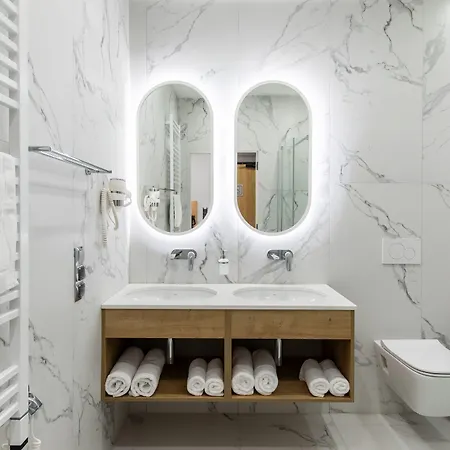 Square アパートホテル