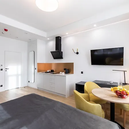 アパートホテル Square グディニャ