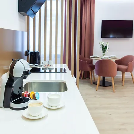 Square 3* 그디니아