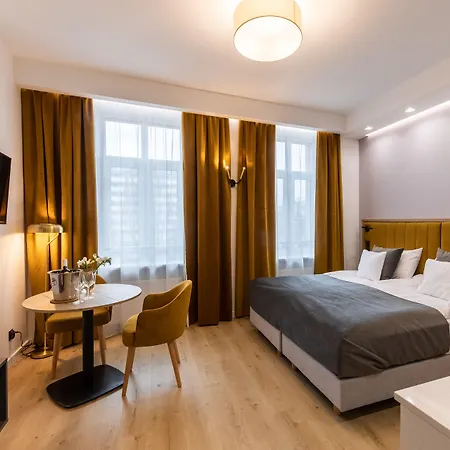 Square グディニャ