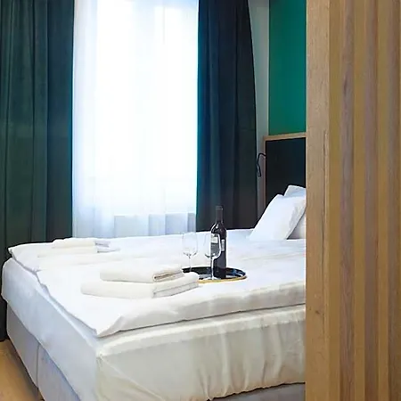 Apart-hotel Square 3*